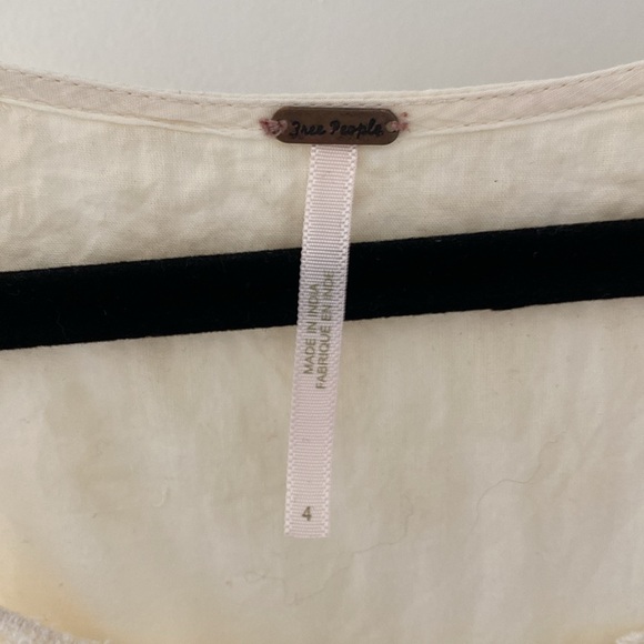 Free People lace dress. Size 4. Great condition. - Picture 2 of 5